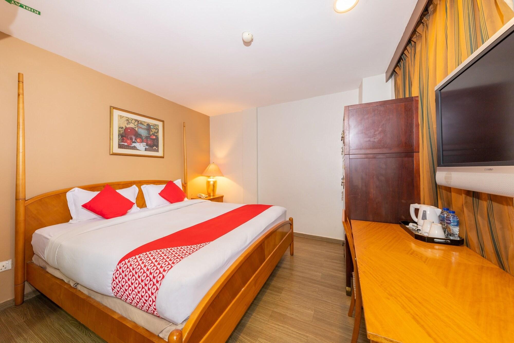 Oyo 430 Oak Valley Boutique Hotel Джохор-Бару Екстер'єр фото